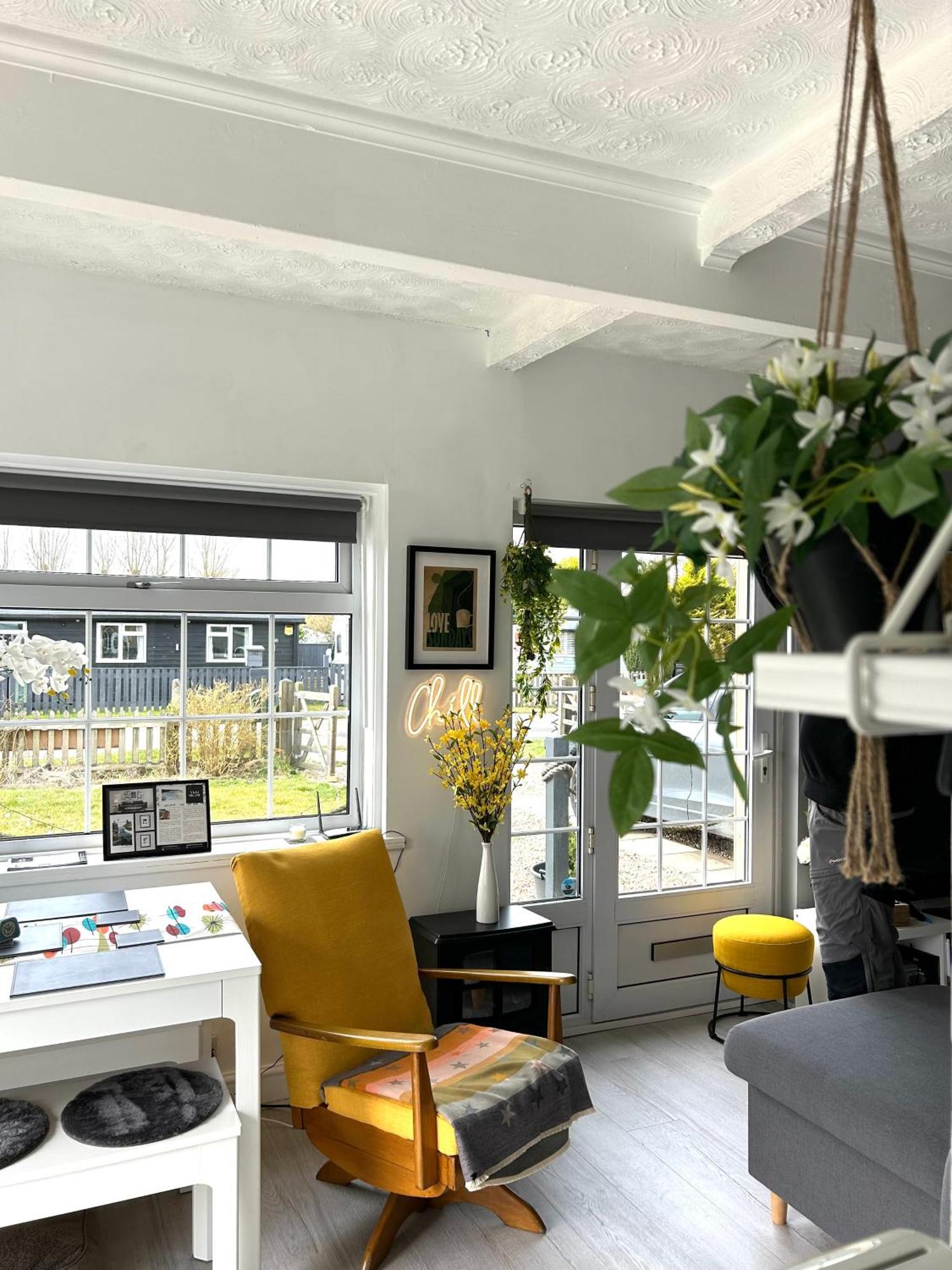 The Chalet By Hip Haus Humberston ภายนอก รูปภาพ